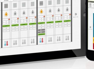 Телефон и планшет с программой управления Умным Домом
